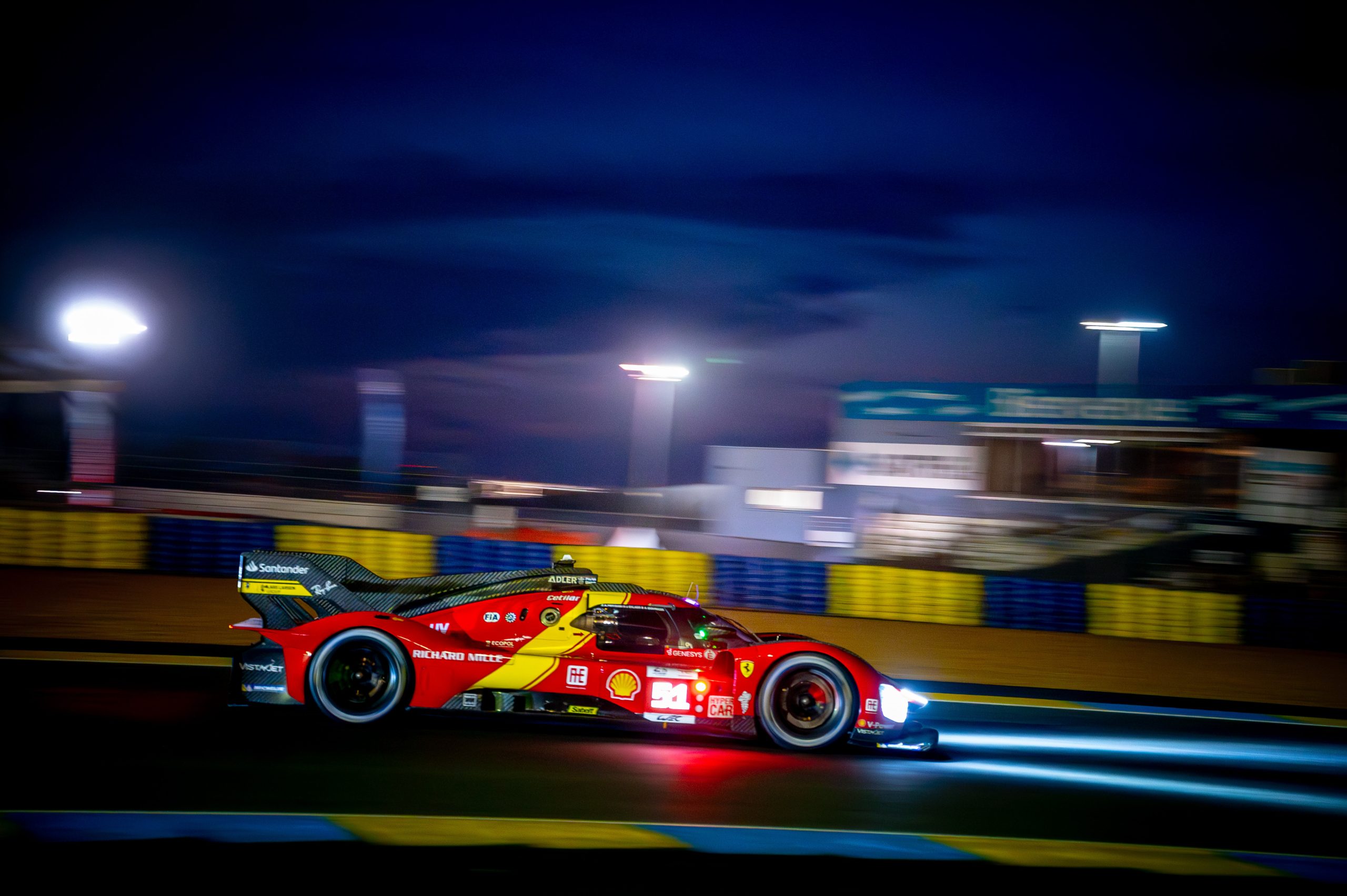 Ferrari Mans night